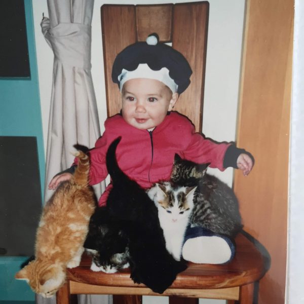 Elizabeth Allan brother